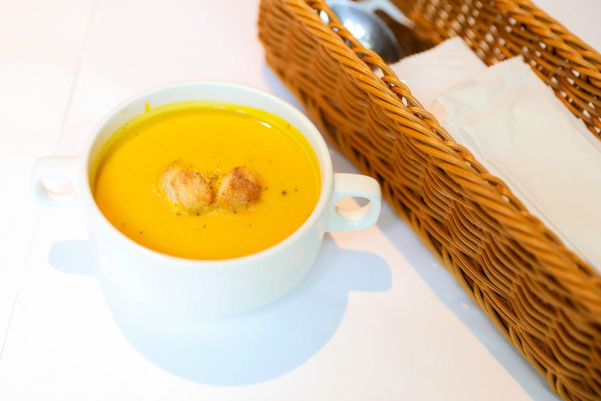 台中食記|北屯親子寵物友善餐廳推薦!(兔奴俱樂部)綠萼159地中海南法料理 台中超美綠意歐風餐廳,還有超可愛的兔子唷~ - 第29張圖 台中食記|北屯親子寵物友善餐廳推薦!(兔奴俱樂部)綠萼159地中海南法料理 台中超美綠意歐風餐廳,還有超可愛的兔子唷~