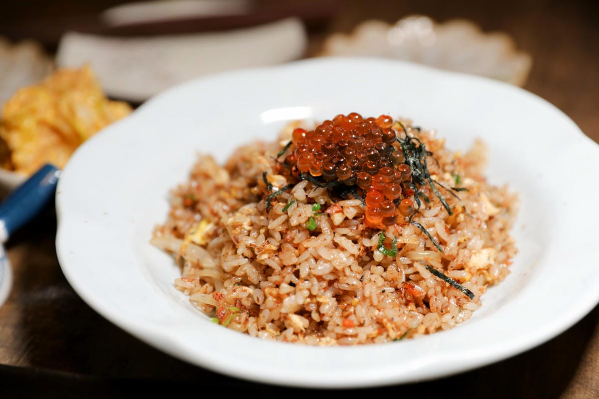 新北食記|板橋居酒屋推薦!炭吉郎居酒屋 必點推薦鮭魚炒飯、干貝雞翅、酒蒸蛤蜊 - 第13張圖 新北食記|板橋居酒屋推薦!炭吉郎居酒屋 必點推薦鮭魚炒飯、干貝雞翅、酒蒸蛤蜊
