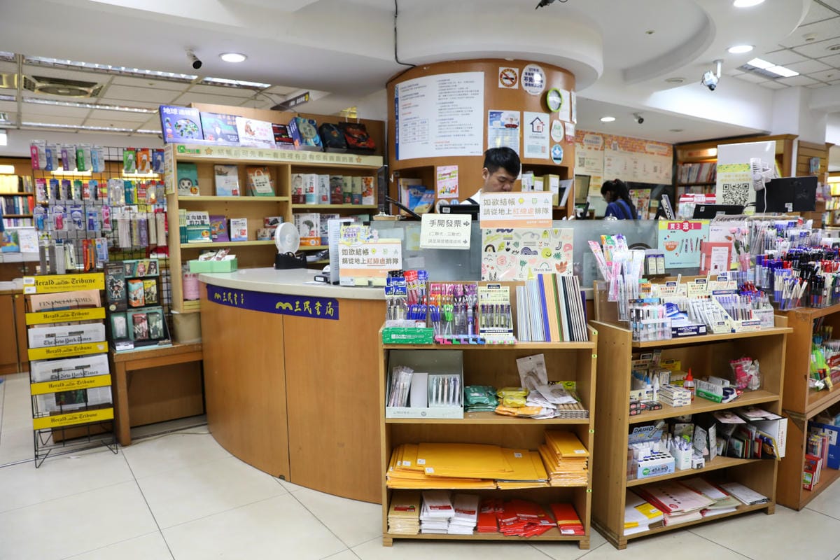 台北食記｜北車西門町美食聚餐推薦！Jolly 手工釀啤酒泰食餐廳（衡陽店） 重南書街一日遊懶人包行程推薦！