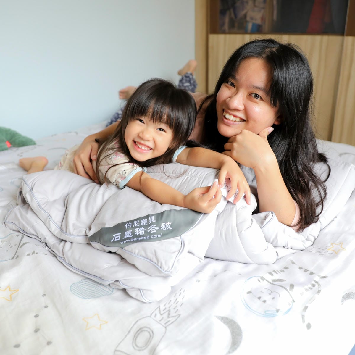 寢具|伯尼寢具 石墨烯抗菌發熱被推薦!抗菌防螨、蓄熱抗寒,最適合怕冷或容易過敏的人使用的被子! - 第6張圖 寢具|伯尼寢具 石墨烯抗菌發熱被推薦!抗菌防螨、蓄熱抗寒,最適合怕冷或容易過敏的人使用的被子!
