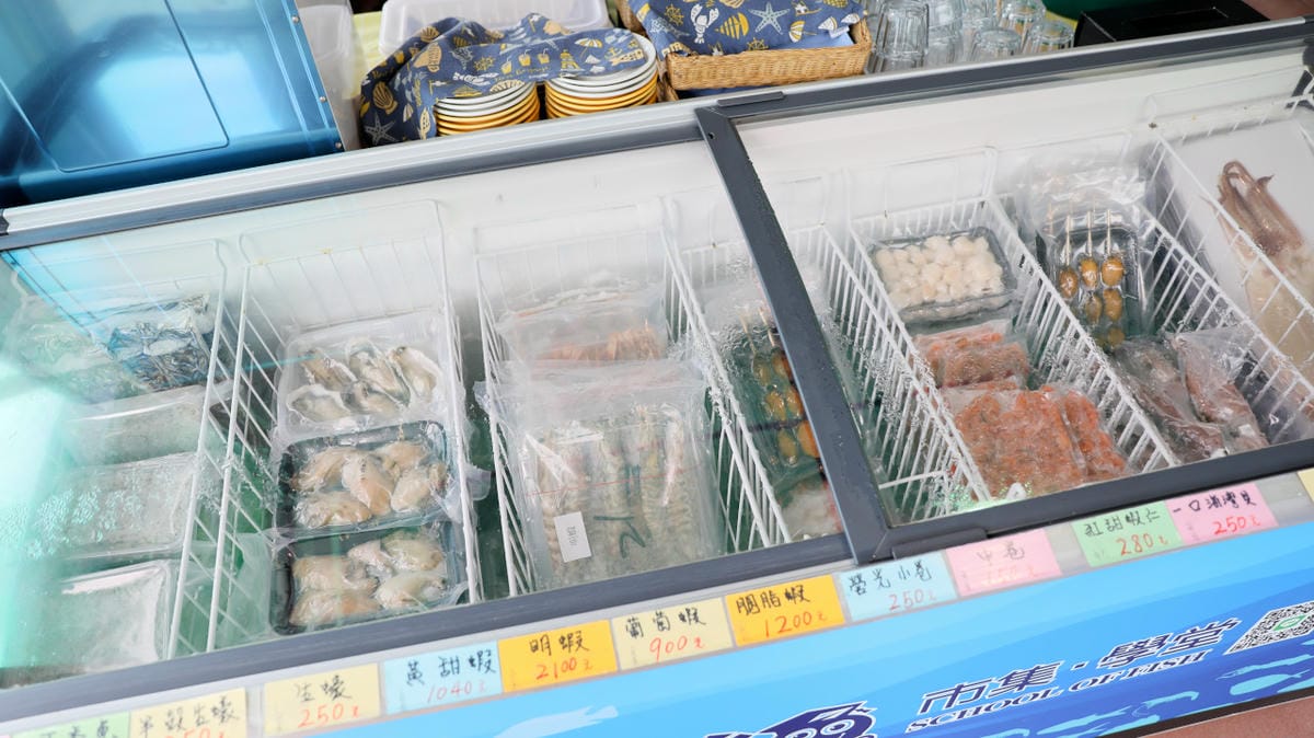 新北食記｜東北角海洋牧場景觀餐廳 貢寮九孔鮑魚專賣店推薦！無敵海景配上活鮑魚火鍋、乾煎鮑魚，極為享受～