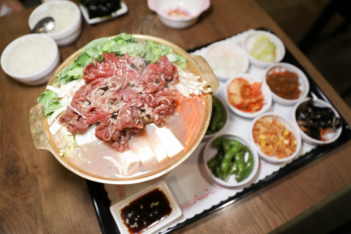 新北食記|板橋韓式料理餐廳推薦!釜山順豆腐 個人韓式銅盤烤肉、韓式冷麵、韓式炒冬粉 道地韓國料理推薦!是親子友善店家唷~ - 第8張圖 新北食記|板橋韓式料理餐廳推薦!釜山順豆腐 個人韓式銅盤烤肉、韓式冷麵、韓式炒冬粉 道地韓國料理推薦!是親子友善店家唷~