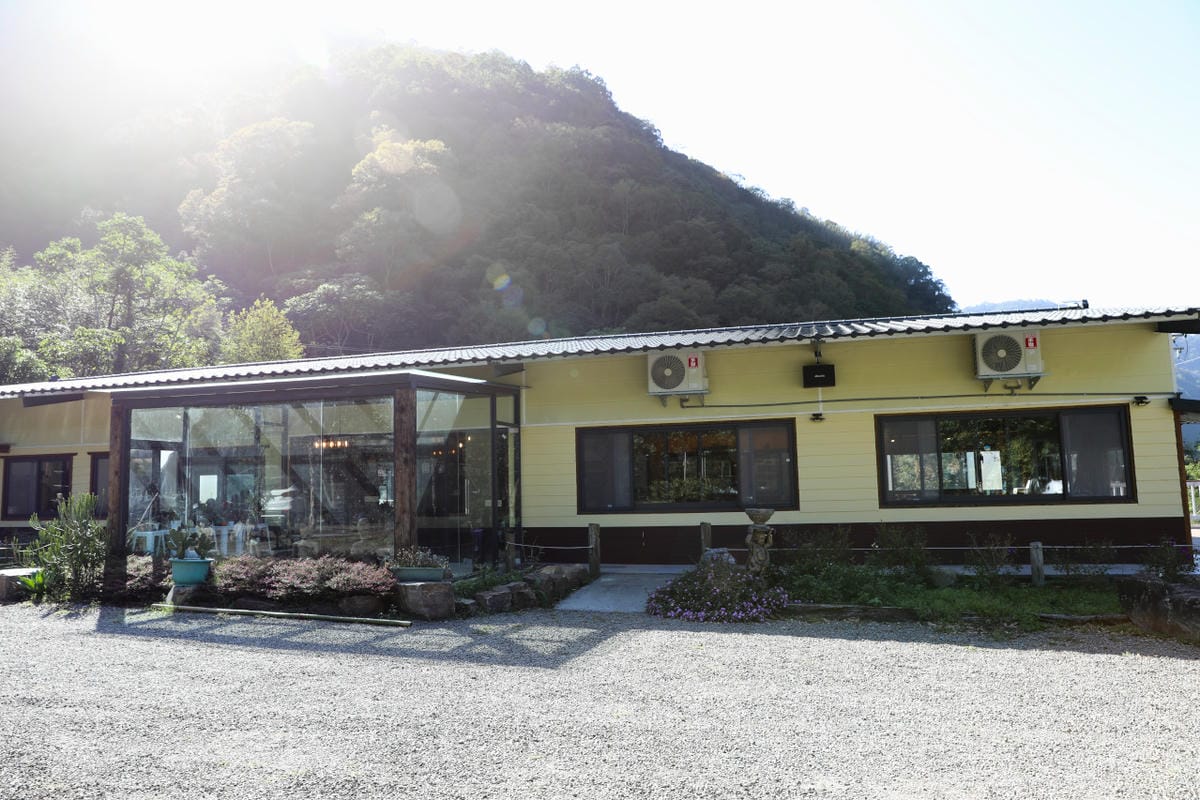 新竹旅遊|香草森林農遊軸帶-杉沐松農場 金盞花手工香皂DIY 新竹尖石親子一日遊行程推薦!合興愛情車站搭乘蒸汽小火車 - 第4張圖 新竹旅遊|香草森林農遊軸帶-杉沐松農場 金盞花手工香皂DIY 新竹尖石親子一日遊行程推薦!合興愛情車站搭乘蒸汽小火車