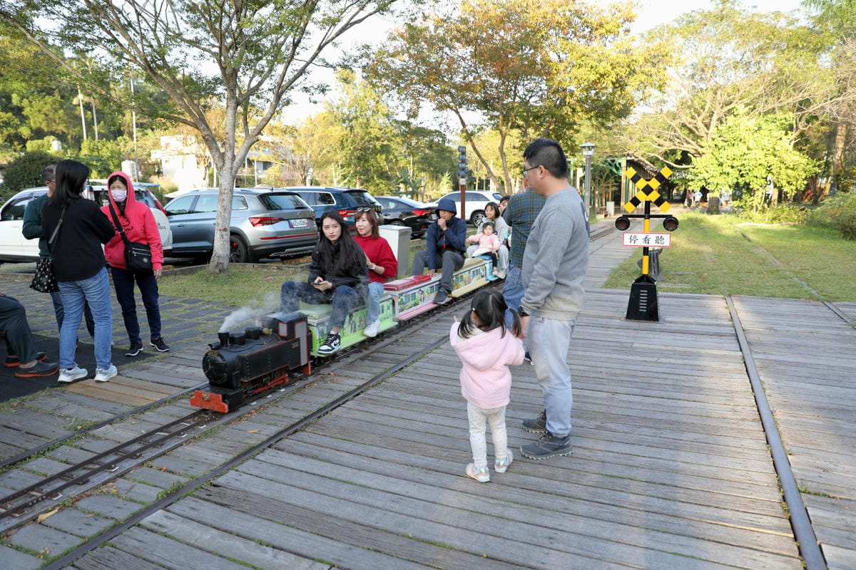 新竹旅遊|香草森林農遊軸帶-杉沐松農場 金盞花手工香皂DIY 新竹尖石親子一日遊行程推薦!合興愛情車站搭乘蒸汽小火車 - 第36張圖 新竹旅遊|香草森林農遊軸帶-杉沐松農場 金盞花手工香皂DIY 新竹尖石親子一日遊行程推薦!合興愛情車站搭乘蒸汽小火車