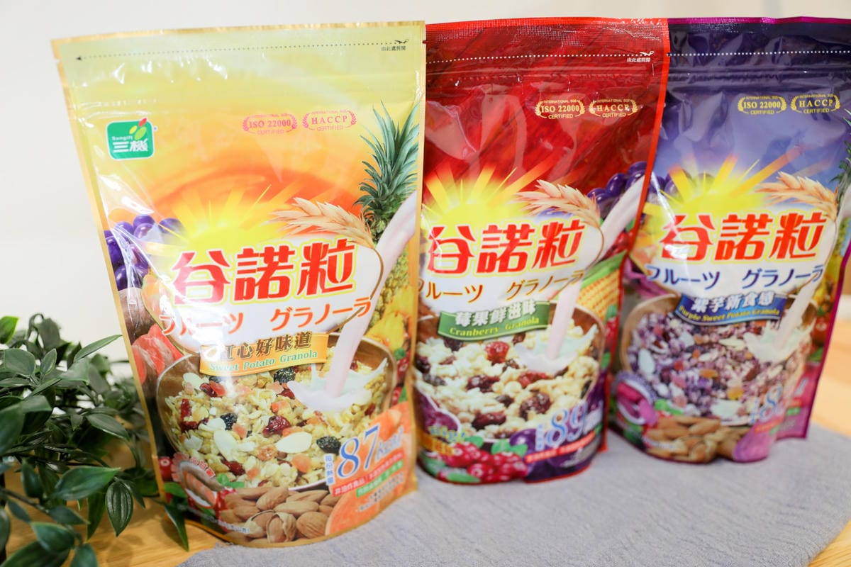 料理|親子健康零食,早餐搭配首選!三機食品 台灣在地食材鮮烤燕麥 (經典黑糖)、谷諾粒(紫芋甘藷、紅心甘藷、莓果) - 第3張圖 料理|親子健康零食,早餐搭配首選!三機食品 台灣在地食材鮮烤燕麥 (經典黑糖)、谷諾粒(紫芋甘藷、紅心甘藷、莓果)