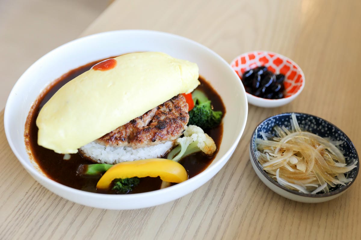 新北食記｜林口早午餐推薦！Gattino餐廳 日式早午餐漢堡排超好吃，自製可可義大利麵超值得一試！