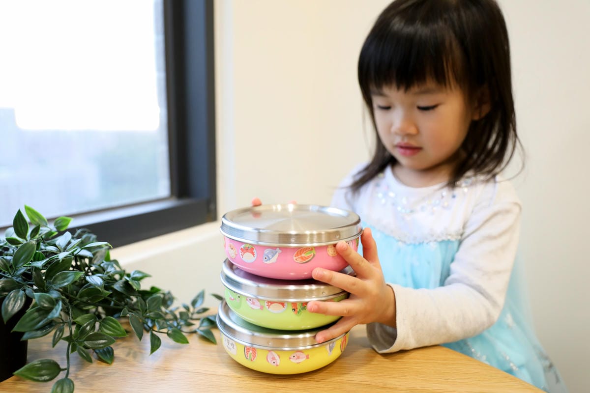 親子育兒|作伴《不鏽鋼繽紛三色碗三入組》幼稚園必備餐具-客製化雷雕姓名、耐高溫防水姓名貼,可拆洗不鏽鋼三色碗推薦! - 第15張圖 親子育兒|作伴《不鏽鋼繽紛三色碗三入組》幼稚園必備餐具-客製化雷雕姓名、耐高溫防水姓名貼,可拆洗不鏽鋼三色碗推薦!