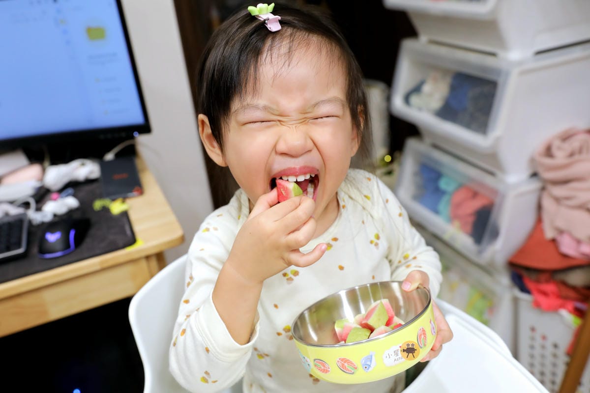 親子育兒|作伴《不鏽鋼繽紛三色碗三入組》幼稚園必備餐具-客製化雷雕姓名、耐高溫防水姓名貼,可拆洗不鏽鋼三色碗推薦! - 第22張圖 親子育兒|作伴《不鏽鋼繽紛三色碗三入組》幼稚園必備餐具-客製化雷雕姓名、耐高溫防水姓名貼,可拆洗不鏽鋼三色碗推薦!