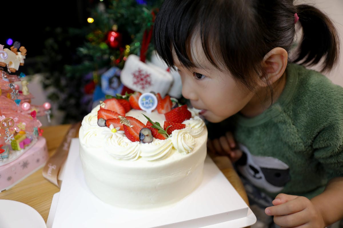 台北蛋糕|台北三重4K手作烘焙 冬季限定草莓蛋糕,生日蛋糕、聖誕節蛋糕推薦! - 第9張圖 台北蛋糕|台北三重4K手作烘焙 冬季限定草莓蛋糕,生日蛋糕、聖誕節蛋糕推薦!