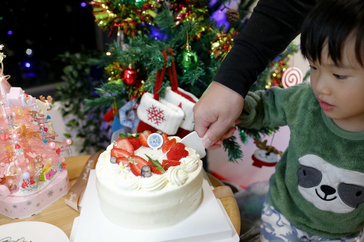 台北蛋糕|台北三重4K手作烘焙 冬季限定草莓蛋糕,生日蛋糕、聖誕節蛋糕推薦! - 第10張圖 台北蛋糕|台北三重4K手作烘焙 冬季限定草莓蛋糕,生日蛋糕、聖誕節蛋糕推薦!