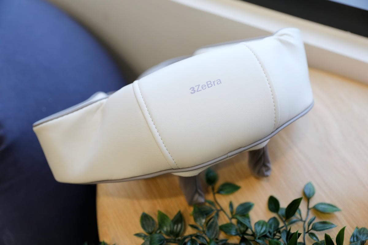家電開箱|【3ZeBra三隻斑馬】好肩力|斜方肌肩頸按摩器 新手爸媽必備,無線家用肩頸按摩器推薦! - 第4張圖 家電開箱|【3ZeBra三隻斑馬】好肩力|斜方肌肩頸按摩器 新手爸媽必備,無線家用肩頸按摩器推薦!