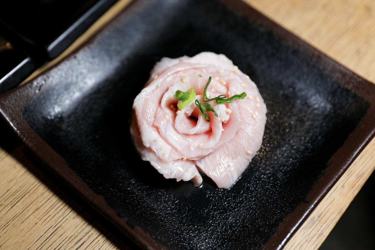 台北食記｜台北東區美食推薦！燒肉殿 燒肉吃到飽、啤酒暢飲 聚餐好去處~