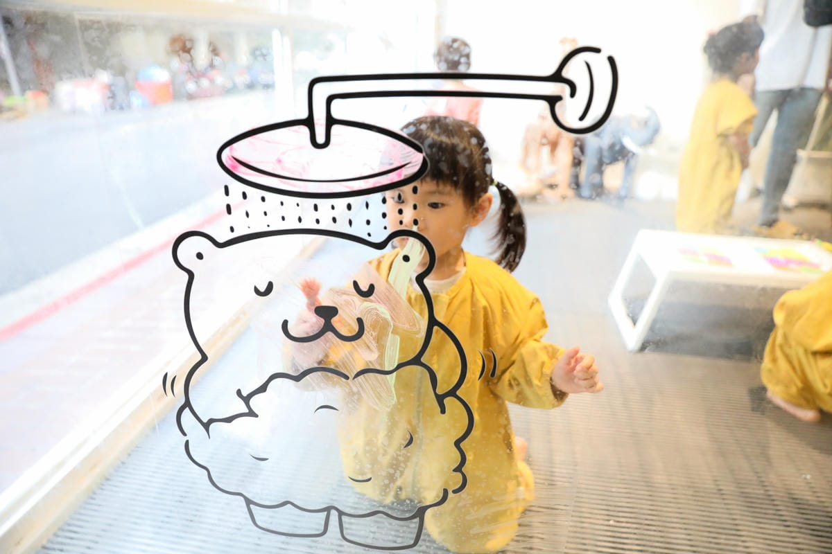 親子育兒｜台北親子遊戲活動推薦！hi kidsroom 嗨有趣 主題水彩+球池尋寶，有陪玩姐姐盡情放電！