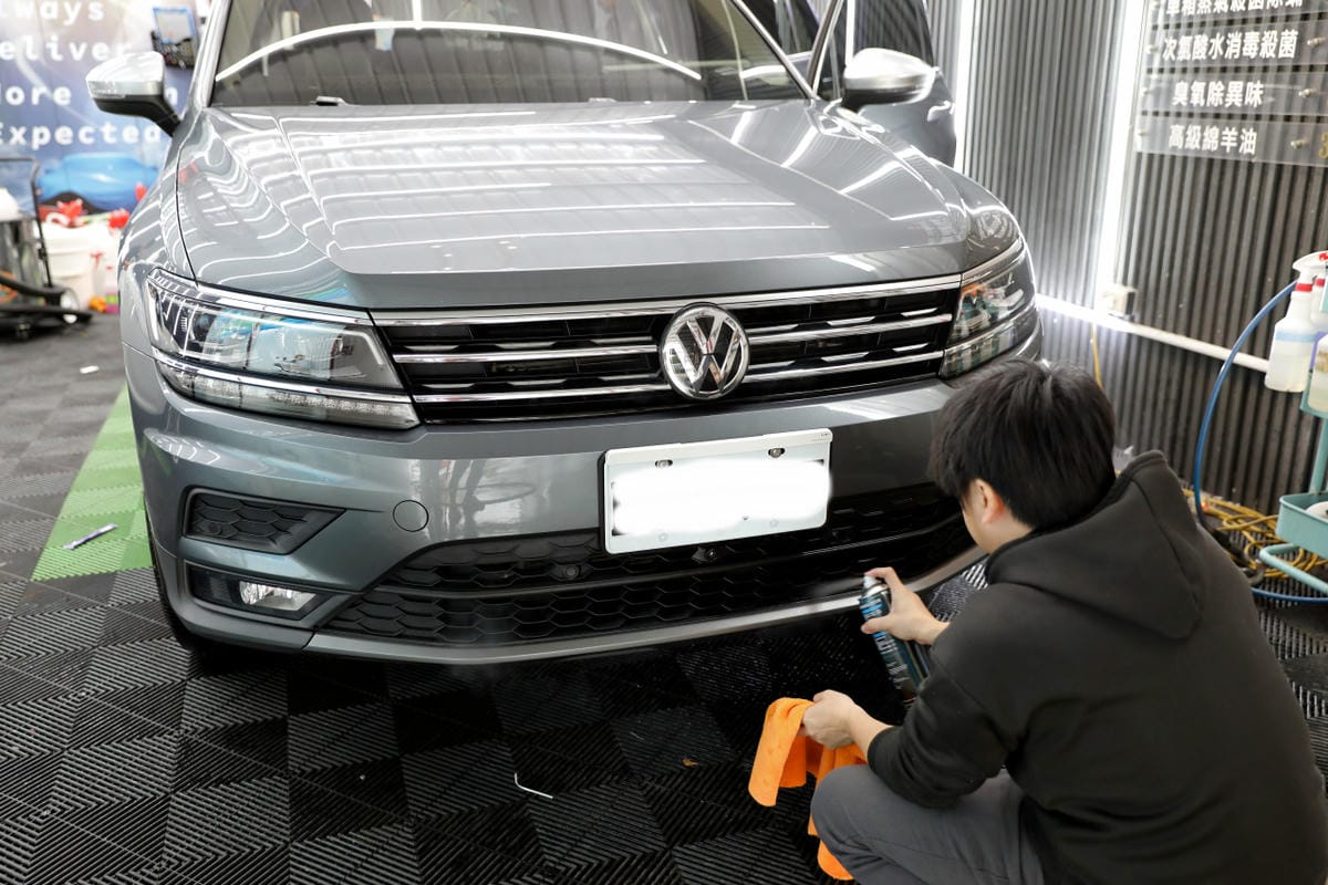新竹洗車｜竹北手工洗車推薦！洗來登汽車美容中心 自助洗車／手工洗車+手工打蠟+內裝基礎清潔
