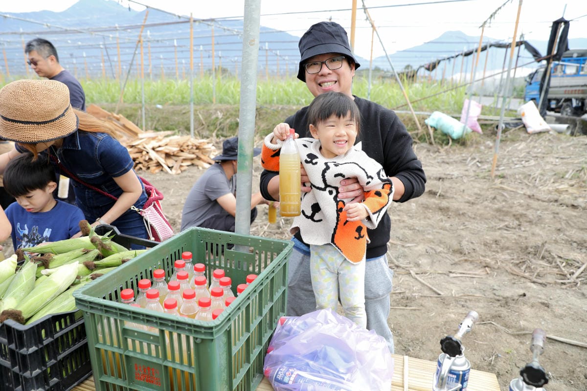 2024埔里冬季農遊-慢旅行 採紅甘蔗+焢窯體驗+承萬尊爵渡假飯店,南投親子住宿推薦! - 第7張圖 2024埔里冬季農遊-慢旅行 採紅甘蔗+焢窯體驗+承萬尊爵渡假飯店,南投親子住宿推薦!