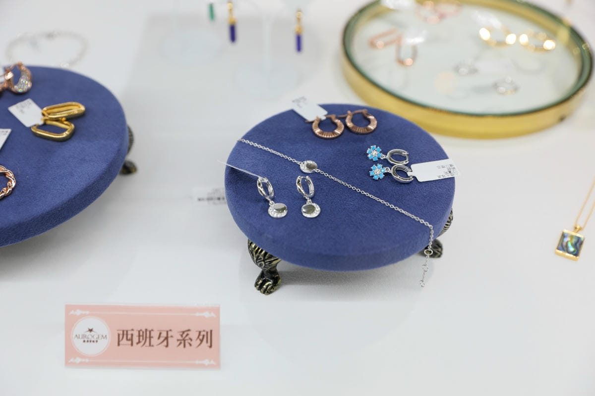 2024年賀歲慶,Long欣大悅笑咪咪,走春就是要來大江購物中心!古拉爵新春期間多人分享套餐,與家人朋友的歡聚時光~ - 第42張圖 2024年賀歲慶,Long欣大悅笑咪咪,走春就是要來大江購物中心!古拉爵新春期間多人分享套餐,與家人朋友的歡聚時光~