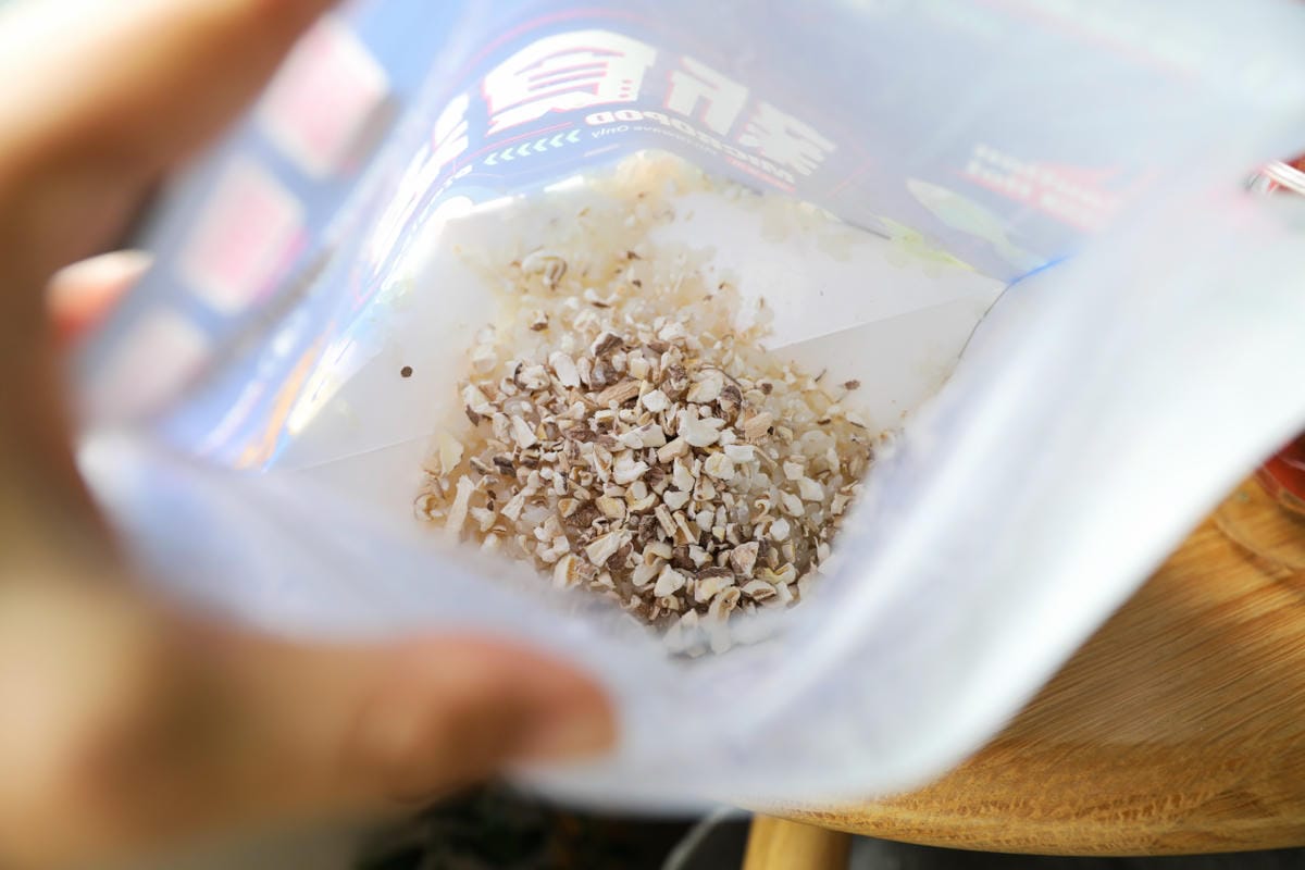 宇宙客棧專利新食袋 食神煲仔飯 生米煮成熟飯，神奇微波料理推薦！免洗碗懶人美食