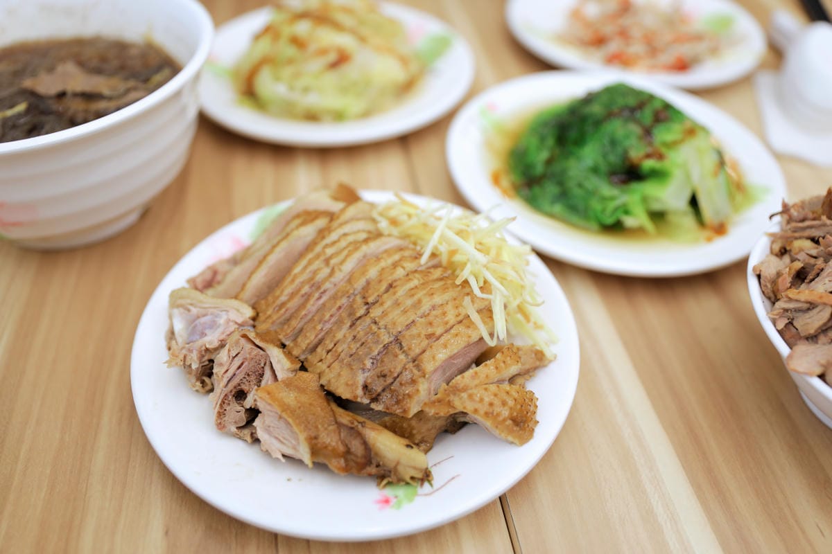 台中平價美食推薦! 鐘予原味當歸鴨(台中龍井店) 當歸羊肉湯跟鴨腿飯超好吃~ - 第12張圖 台中平價美食推薦! 鐘予原味當歸鴨(台中龍井店) 當歸羊肉湯跟鴨腿飯超好吃~