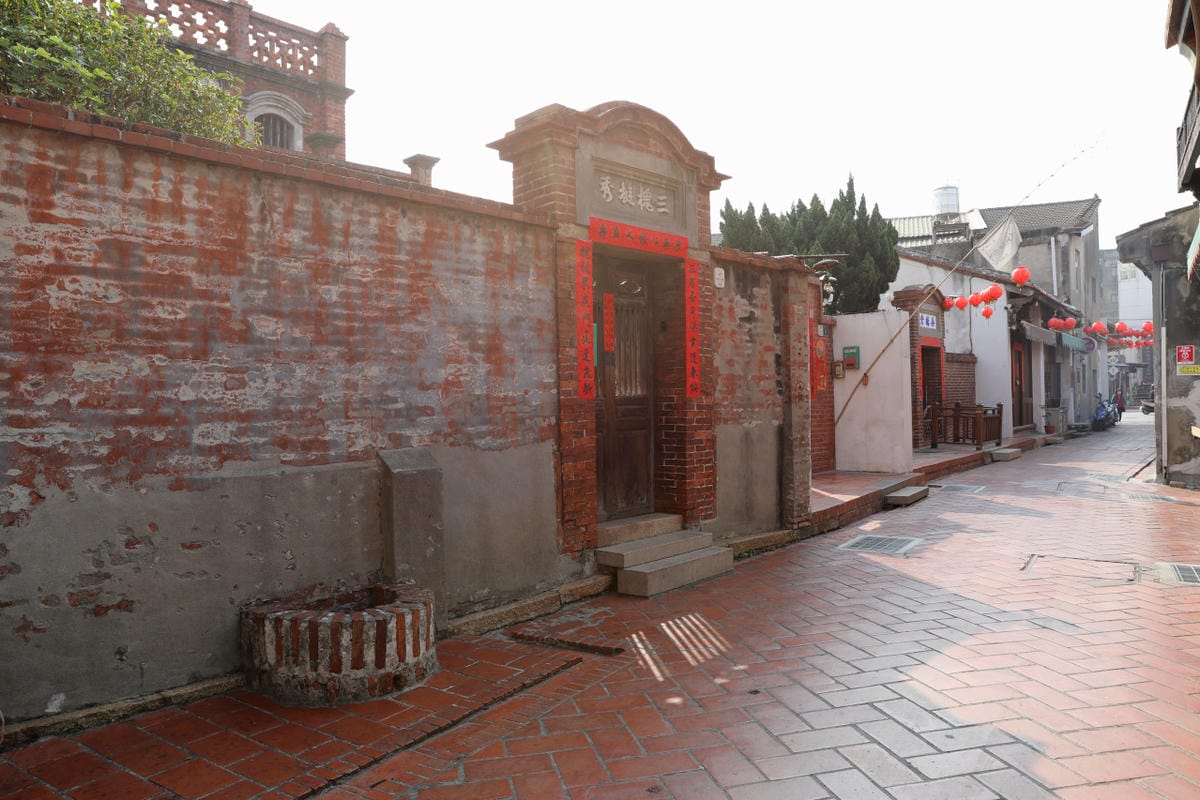 鹿港老街半邊井特色民宿 老街十三號民宿 鹿港小吃美食旅遊住宿推薦!