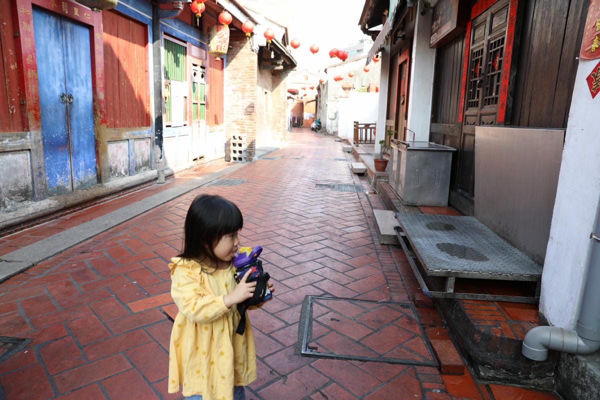 鹿港老街半邊井特色民宿 老街十三號民宿 鹿港小吃美食旅遊住宿推薦!