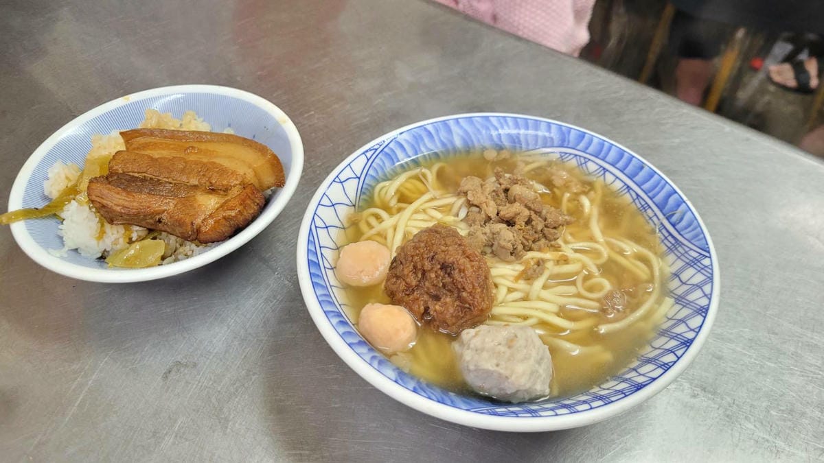 鹿港老街半邊井特色民宿 老街十三號民宿 鹿港小吃美食旅遊住宿推薦!