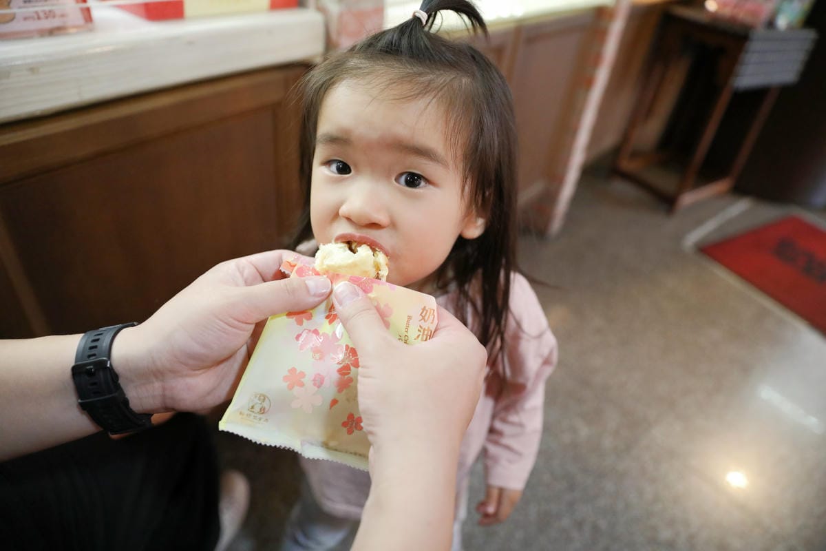 台中大甲鎮瀾宮伴手禮 紅櫻花食品-鎮瀾店 大甲媽祖遶境期間限定御守奶油小酥餅