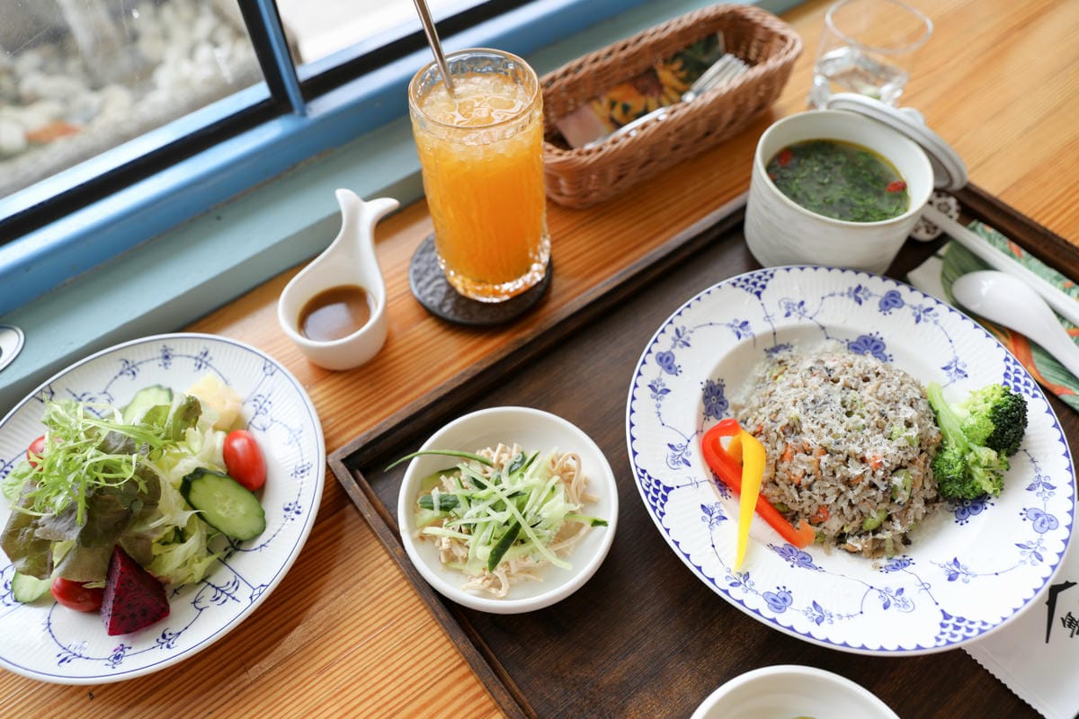 南投新景點彩繪牆.創意蔬食料理 埔里無所從來蔬食文創館 - 第1張圖 南投新景點彩繪牆.創意蔬食料理 埔里無所從來蔬食文創館