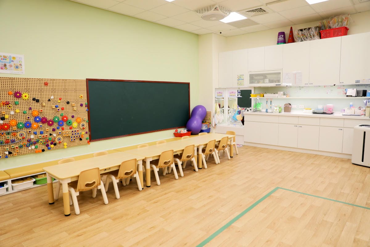 新竹私立開蒙國際音樂托嬰中心(竹北勝利感統藝術校) 竹北托嬰中心參觀心得 - 第19張圖 新竹私立開蒙國際音樂托嬰中心(竹北勝利感統藝術校) 竹北托嬰中心參觀心得