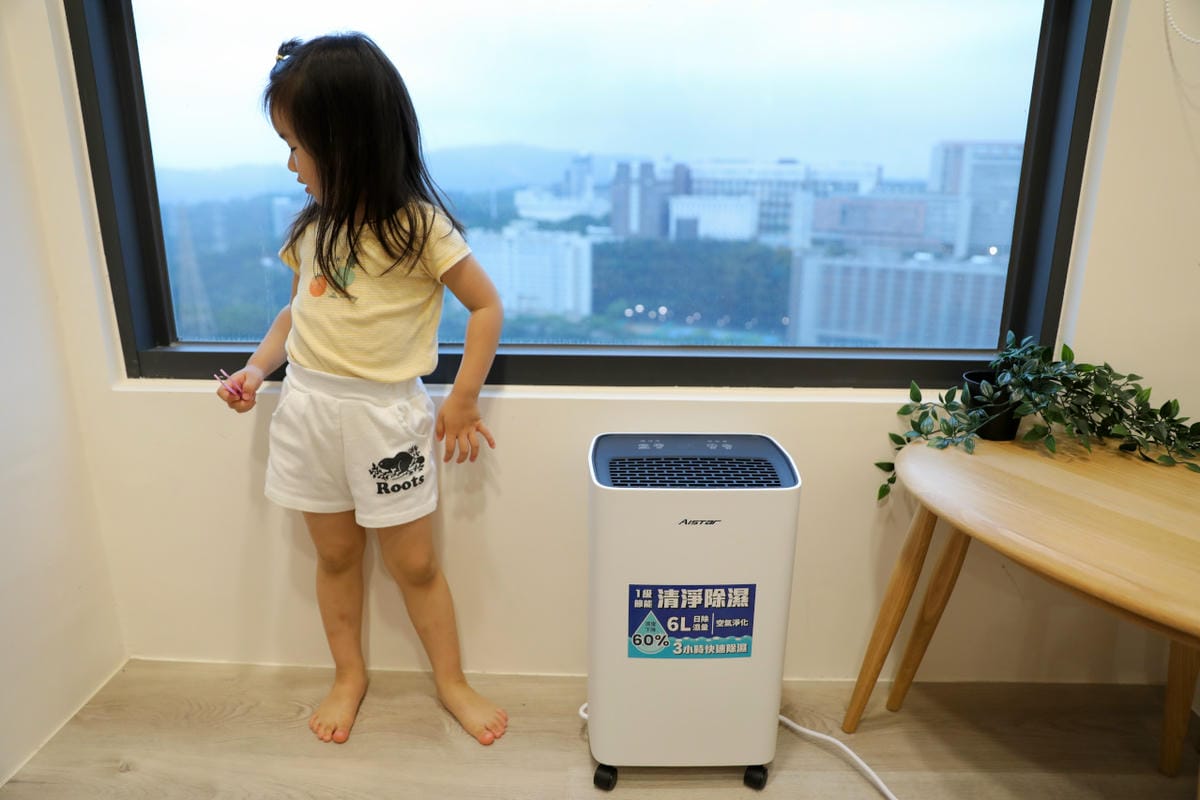 租屋族小坪數專用除濕機推薦! AISTAR 一級省電節能6L除濕機AU-A180 除濕清淨乾衣都好用