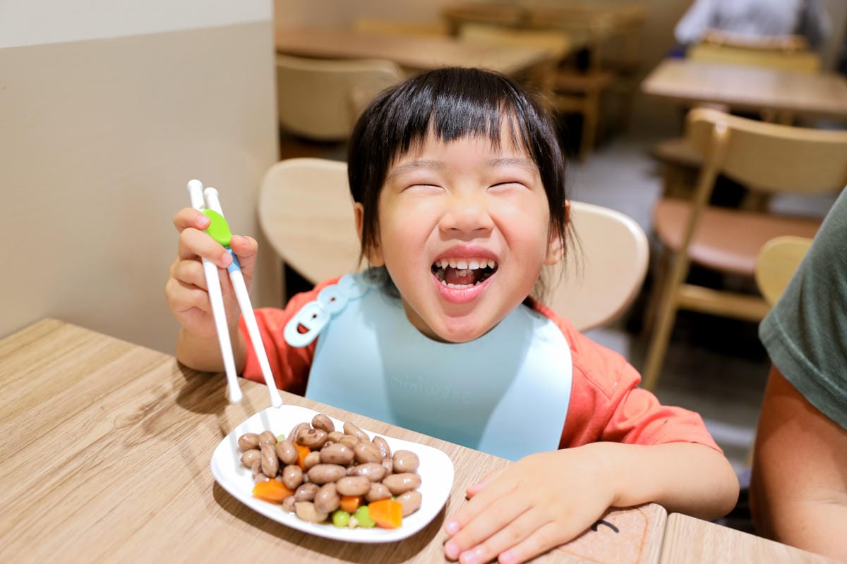 頂溪站美食推薦! 永和竹林路小本經營飯麵小館 麻醬麵.排骨炒飯.紅油抄手.餛飩湯.蕃茄蛋花湯