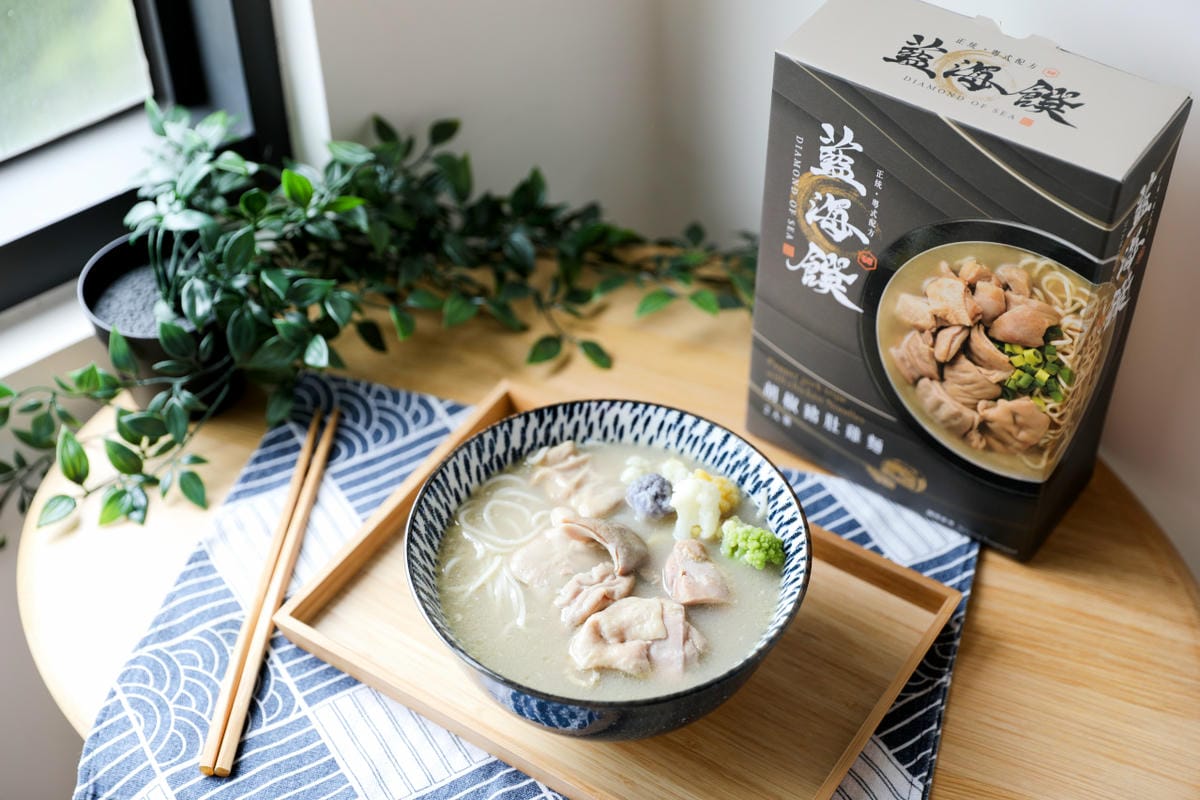 史上料最多的常溫料理包推薦 藍海饌 半筋半肉牛肉麵.胡椒豬肚雞.紅燒排骨麵.麻辣牛肉麵.豚骨拉麵 最便利的媽媽好幫手! - 第15張圖 史上料最多的常溫料理包推薦 藍海饌 半筋半肉牛肉麵.胡椒豬肚雞.紅燒排骨麵.麻辣牛肉麵.豚骨拉麵 最便利的媽媽好幫手!