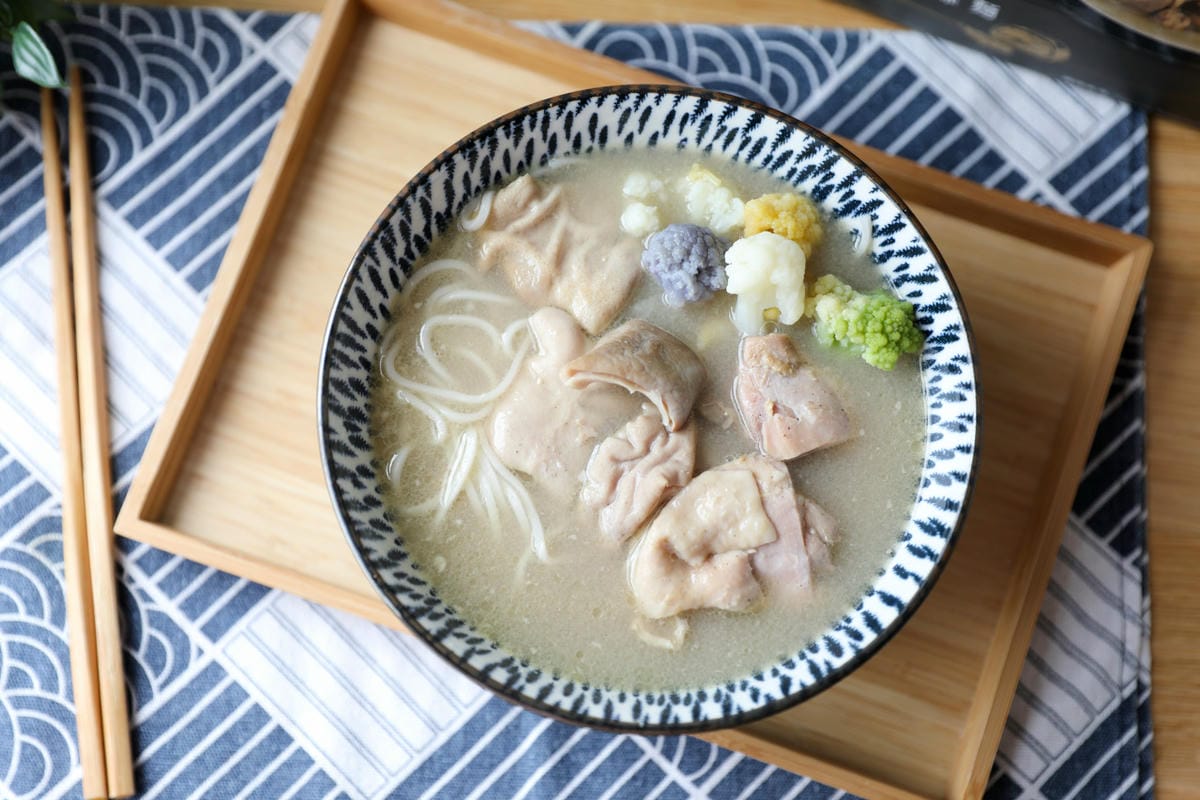 史上料最多的常溫料理包推薦 藍海饌 半筋半肉牛肉麵.胡椒豬肚雞.紅燒排骨麵.麻辣牛肉麵.豚骨拉麵 最便利的媽媽好幫手! - 第16張圖 史上料最多的常溫料理包推薦 藍海饌 半筋半肉牛肉麵.胡椒豬肚雞.紅燒排骨麵.麻辣牛肉麵.豚骨拉麵 最便利的媽媽好幫手!