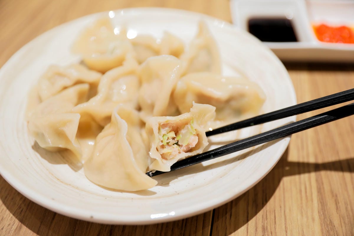 南崁蘆竹新開幕牛肉麵店推薦! 林萱萱私房牛肉麵 紅燒牛肉麵/番茄牛肉麵 用餐環境乾淨舒適,還有飲料自助吧台免費無限量供應 - 第24張圖 南崁蘆竹新開幕牛肉麵店推薦! 林萱萱私房牛肉麵 紅燒牛肉麵/番茄牛肉麵 用餐環境乾淨舒適,還有飲料自助吧台免費無限量供應