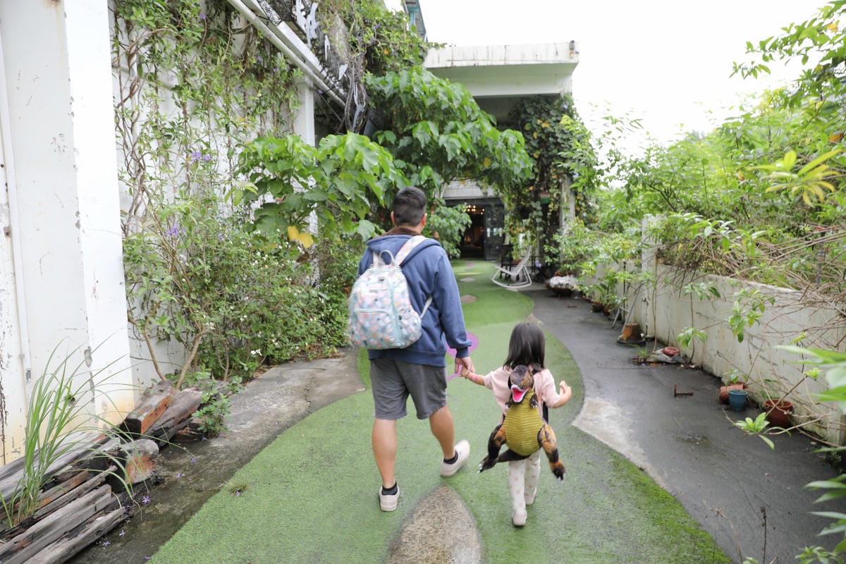 宜蘭蘇澳雨天室內親子景點推薦! 全台唯一暴龍化石真跡就在瘋狂夢想藝術園區 Robert Y廢墟-暴龍館 - 第52張圖 宜蘭蘇澳雨天室內親子景點推薦! 全台唯一暴龍化石真跡就在瘋狂夢想藝術園區 Robert Y廢墟-暴龍館