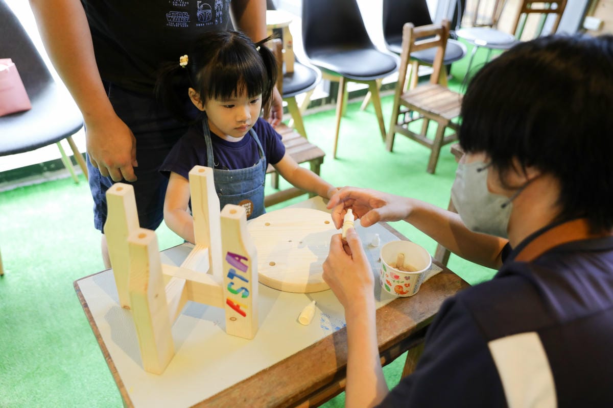 歐德集團-木作森活 林口親子DIY體驗課程推薦! 大人小孩都能來體驗的木作DIY,還有超大的遊戲室唷~