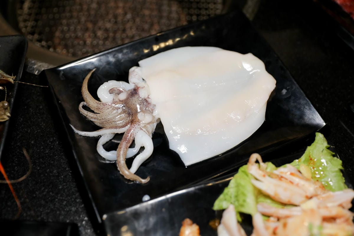 新開幕中壢吃到飽燒肉推薦! 胖肚肚燒肉吃到飽(中壢店) 專人桌邊代烤服務太優秀啦~