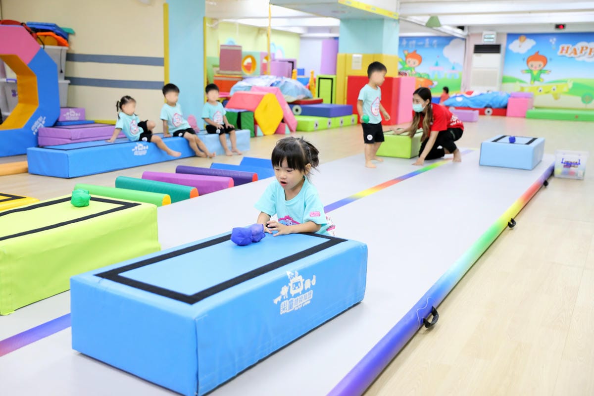 台北幼兒體操推薦! 樂童體操 兒童感統課程推薦! 小班制兒童體操推薦! 兒童放電,幼兒體適能,幼兒感統訓練 - 第20張圖 台北幼兒體操推薦! 樂童體操 兒童感統課程推薦! 小班制兒童體操推薦! 兒童放電,幼兒體適能,幼兒感統訓練