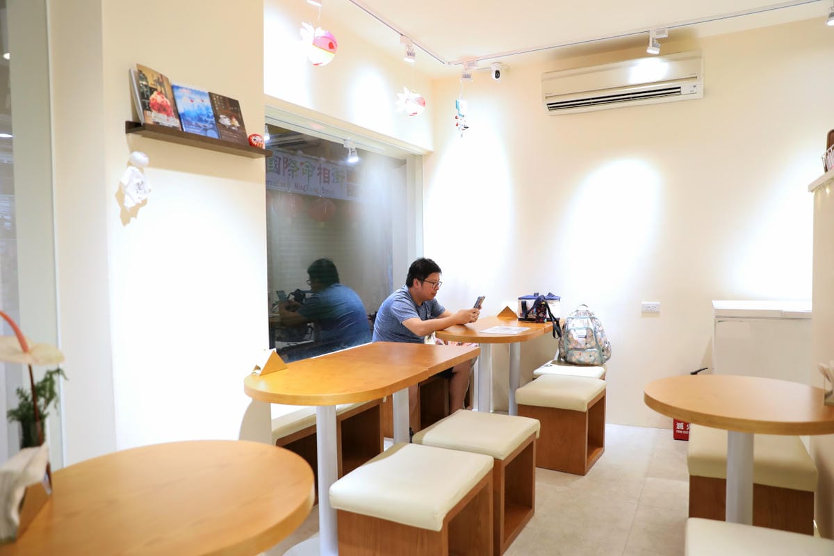 來去士林夜市吃冰囉! 巷弄冰菓室-小路のかき氷屋 超美日系刨冰,還有超綿密布丁跟日式烤糰子 - 第4張圖 來去士林夜市吃冰囉! 巷弄冰菓室-小路のかき氷屋 超美日系刨冰,還有超綿密布丁跟日式烤糰子