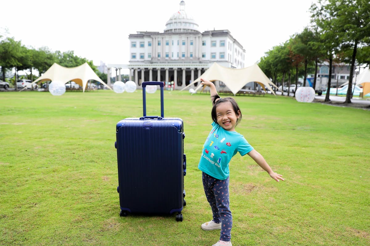 With Me 行李箱 出國旅行唯一推薦! 29吋 經典鋁框款-氣質藍 客製化鐫刻訂製服務 生日禮物.紀念日禮物推薦!