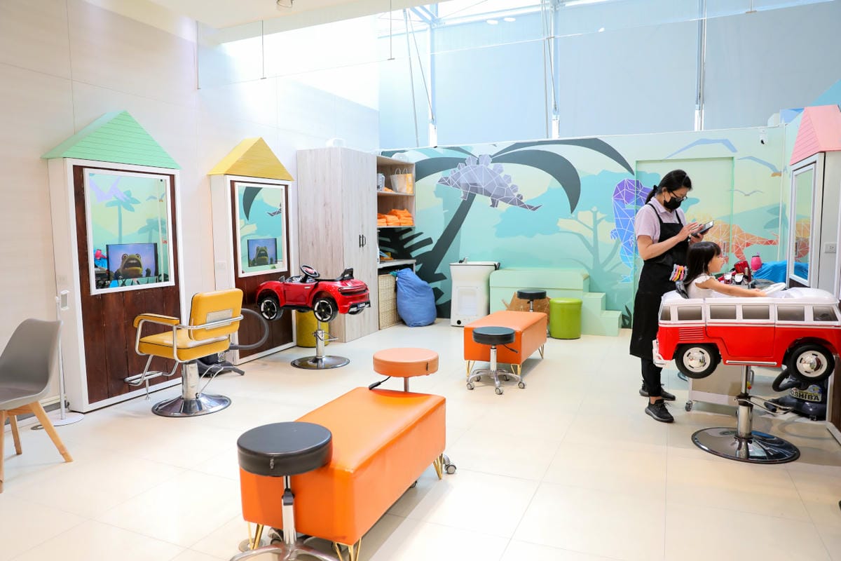 台北天母兒童剪髮推薦! 丹尼索KIDS HAIR 0-12歲專業兒童剪燙髮（SOGO天母店）兒童編髮