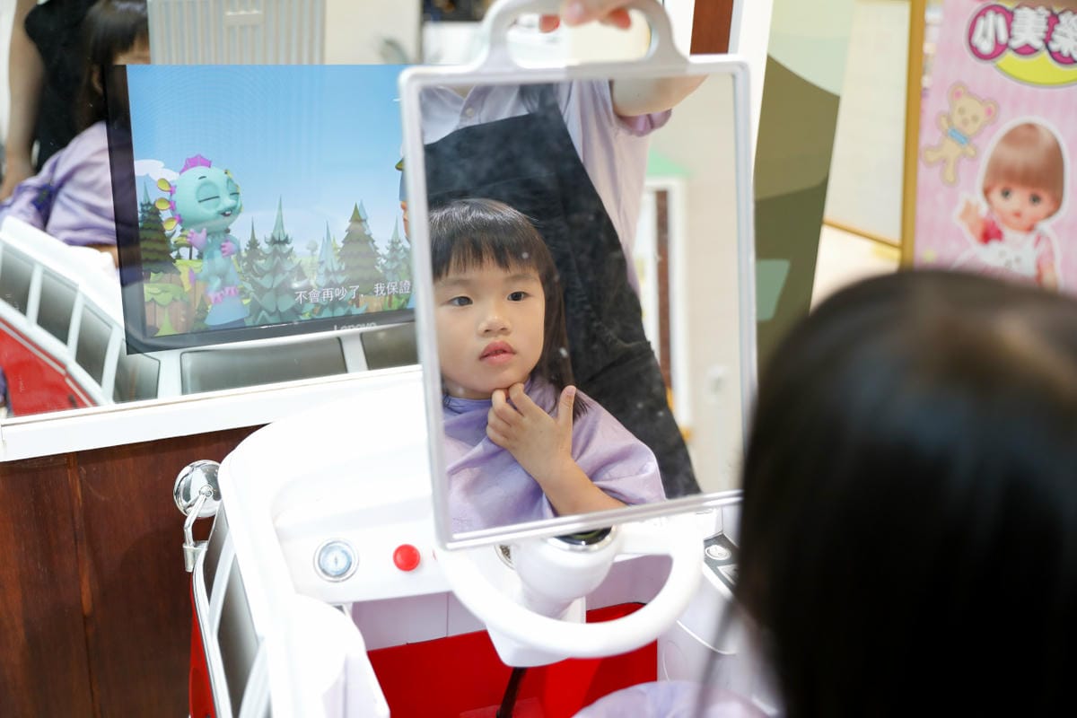 台北天母兒童剪髮推薦! 丹尼索KIDS HAIR 0-12歲專業兒童剪燙髮（SOGO天母店）兒童編髮