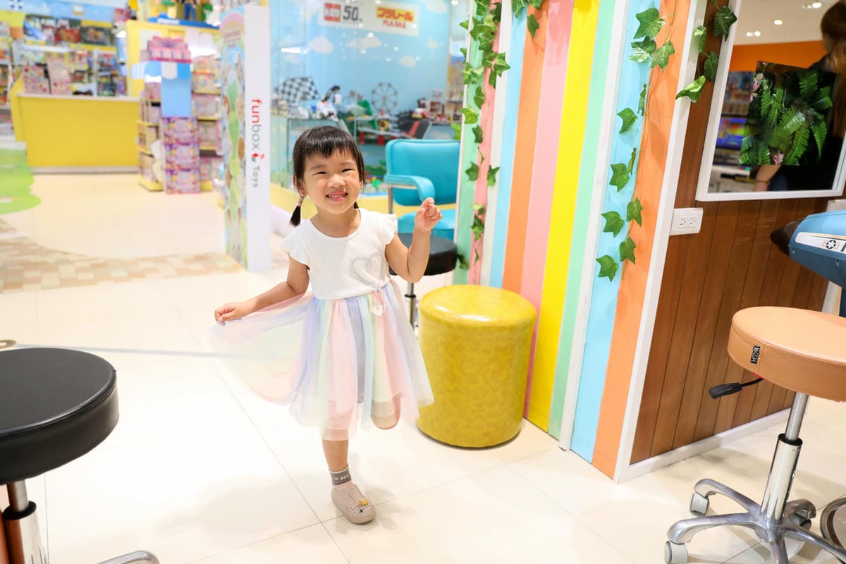 台北天母兒童剪髮推薦! 丹尼索KIDS HAIR 0-12歲專業兒童剪燙髮（SOGO天母店）兒童編髮