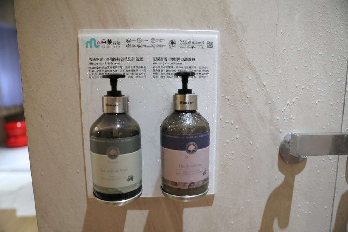 台中親子住宿推薦! 朵茉行館 台中豪宅式藝術酒店,獨立庭院泳池親子房