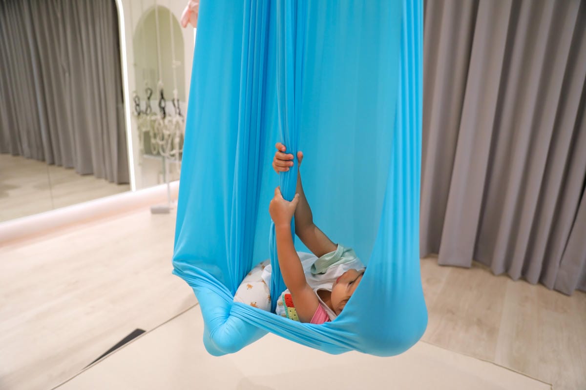 台北兒童瑜珈課程推薦! 101空中藝術 幼兒親子空中瑜珈、兒童空中瑜珈、瑜珈師資培訓
