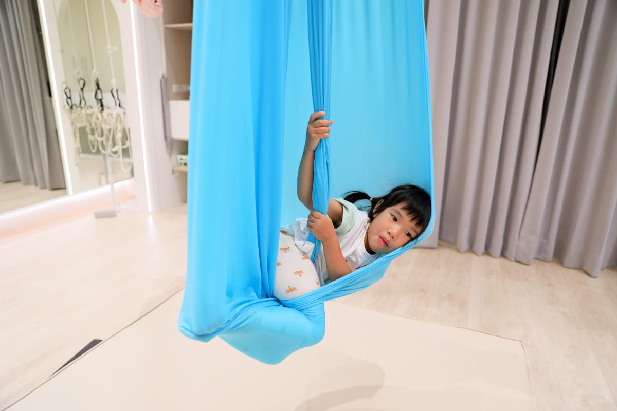 台北兒童瑜珈課程推薦! 101空中藝術 幼兒親子空中瑜珈、兒童空中瑜珈、瑜珈師資培訓