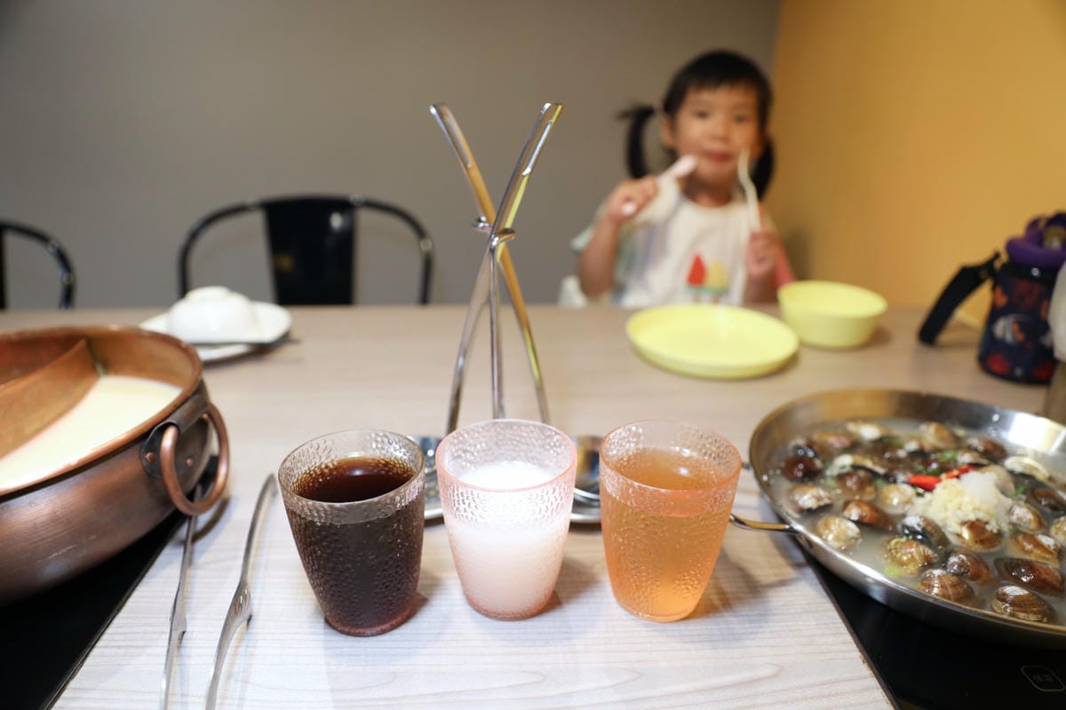 台北大安區火鍋推薦! 安禧鍋物 東區高CP值火鍋新開幕,肥美蛤蜊卜卜鍋免費招待,90分鐘自助吧吃到飽