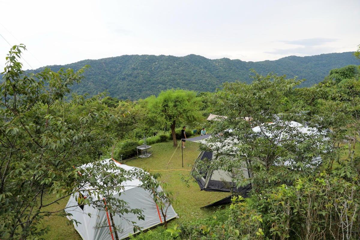 宜蘭百萬夜景露營地推薦! 鷗漫景觀農場 礁溪露營車.景觀山屋.懶人免搭帳豪華露營