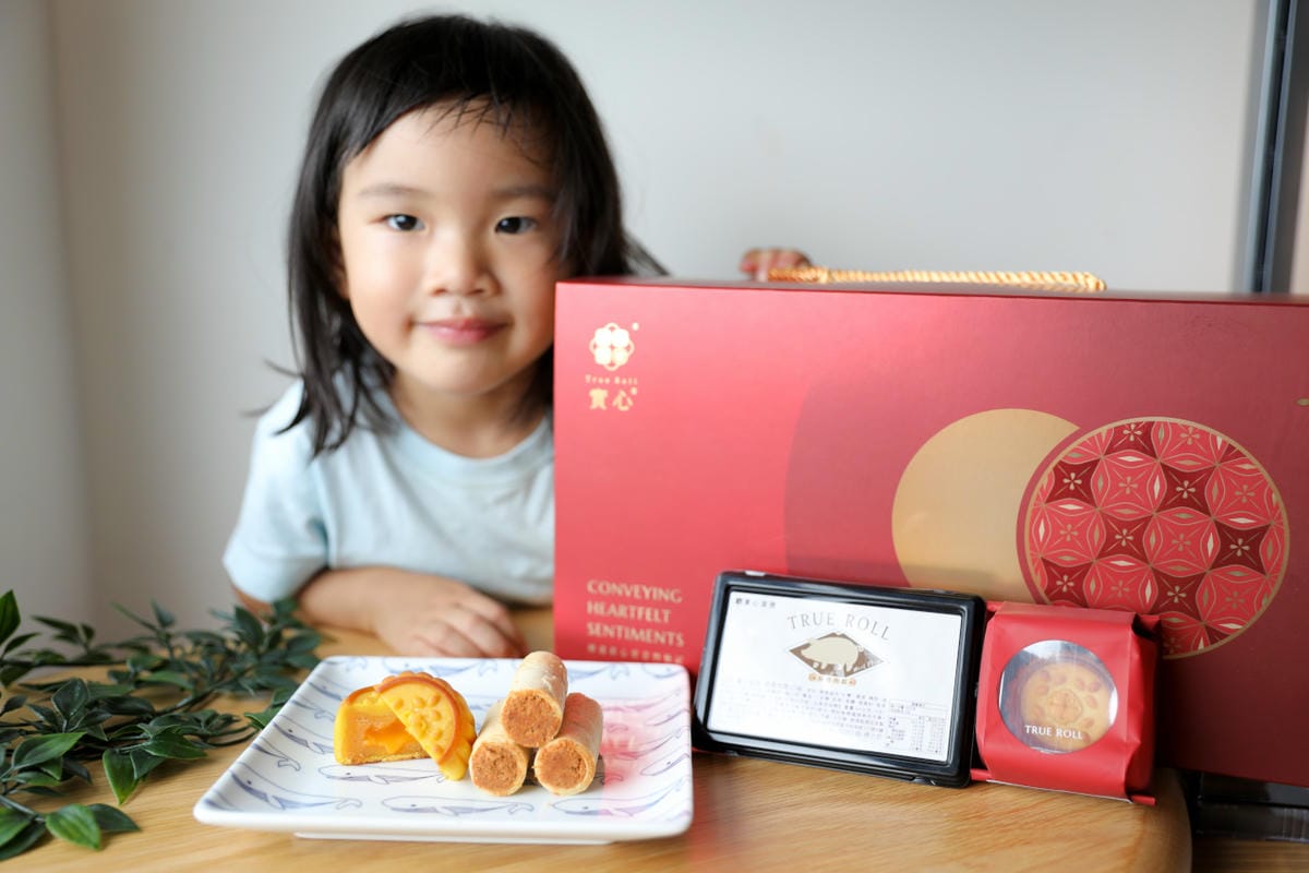 2024中秋禮盒推薦! 實心蛋捲.實心流沙月餅 台中十大伴手禮-金口碑獎 彌月禮盒.過年禮盒.端午禮盒 送禮推薦!