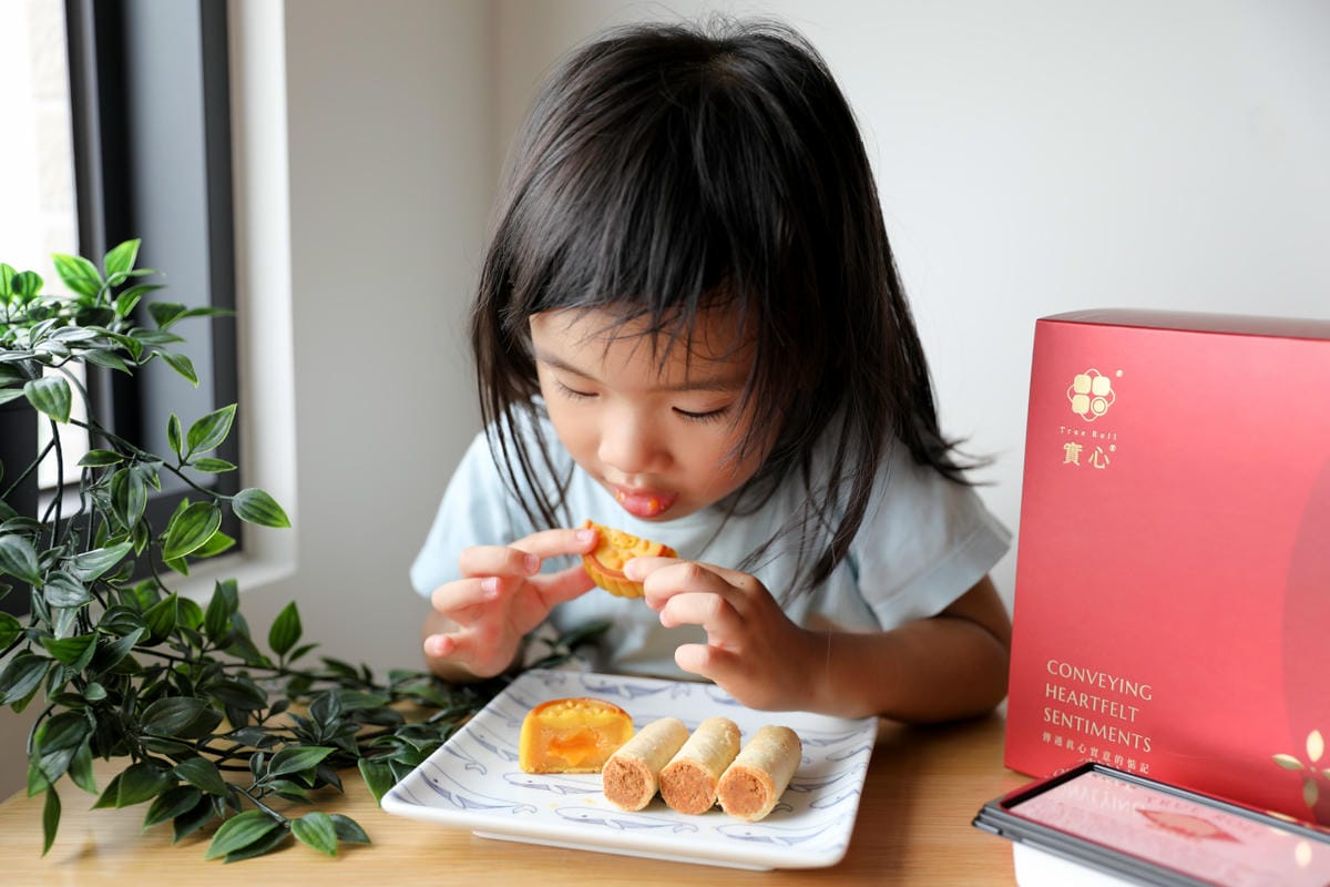 2024中秋禮盒推薦! 實心蛋捲.實心流沙月餅 台中十大伴手禮-金口碑獎 彌月禮盒.過年禮盒.端午禮盒 送禮推薦!