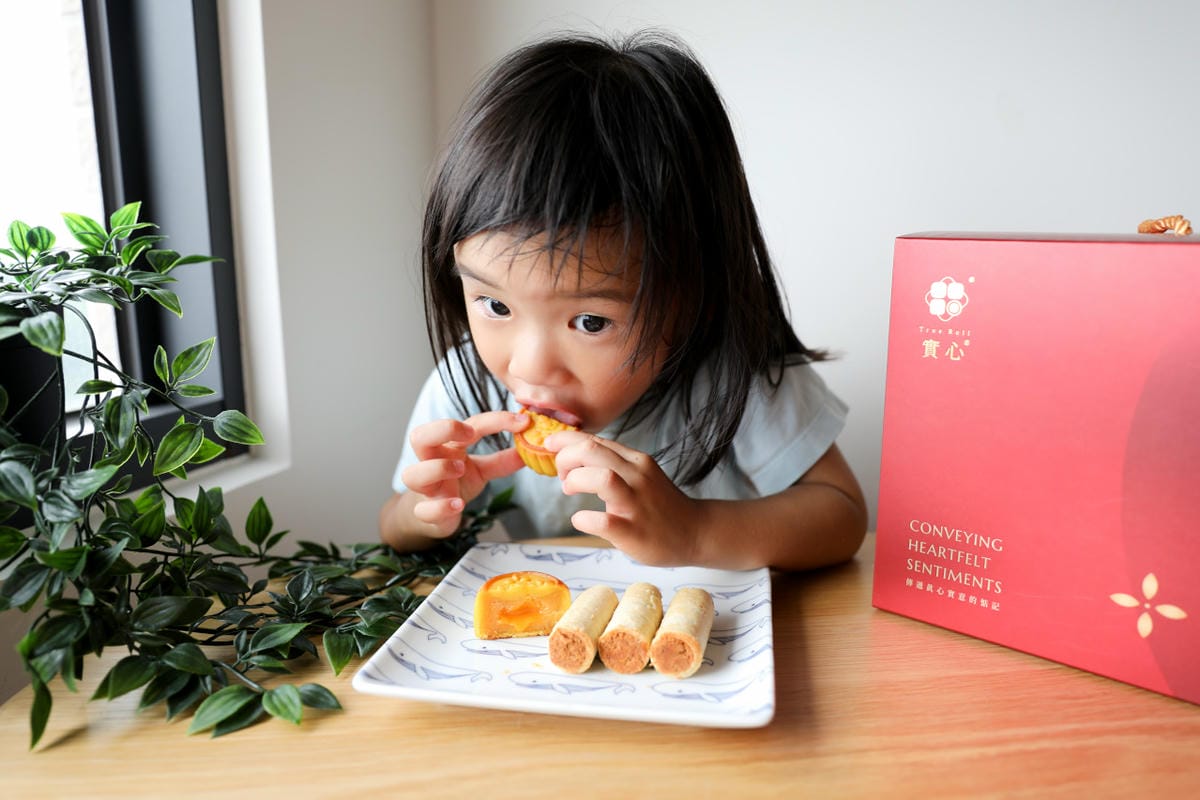 2024中秋禮盒推薦! 實心蛋捲.實心流沙月餅 台中十大伴手禮-金口碑獎 彌月禮盒.過年禮盒.端午禮盒 送禮推薦!